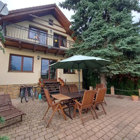 Cervena Veza Ferienhaus